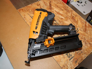 Bostitch 15 gauge cordless finish deals nailer