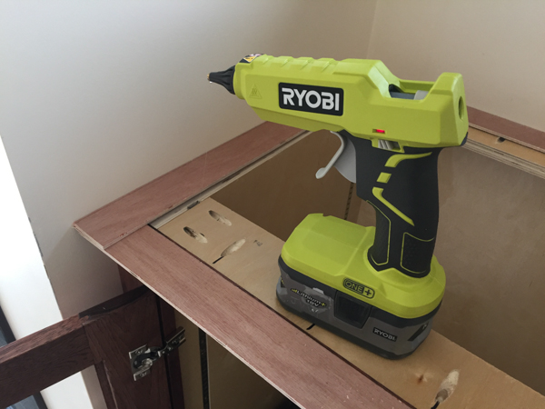  Customer reviews: Ryobi P305 One+ 18V Lithium Ion Cordless Hot  Glue Gun w/ 3 Multipurpose Glue Sticks (Battery Not Included / Power Tool  Only)