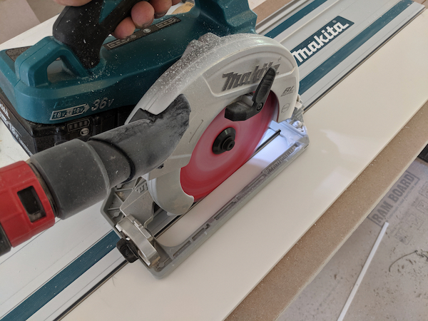 大人気 HAPPYセレクトショップMakita XSH08Z 18V x2 LXT Lithium-Ion 36V Brushless  Cordless 7-1 Circular Saw with Guide Rail Compatible Base, Tool Only 