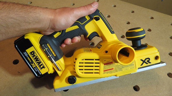 DEWALT DCP580B 20V MAX Lithium Ion Brushless Planer Review