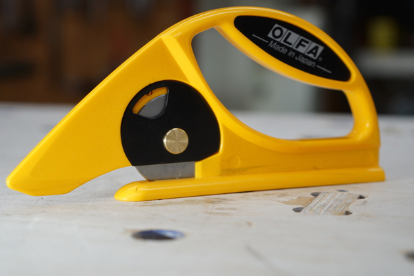 OLFA 45-C Rolling Carpet Scissors