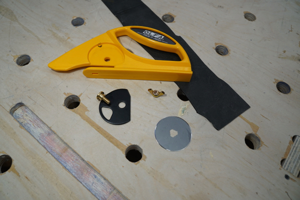 OLFA 45C Carpet and Linoleum Rotary Cutter - GM Crafts