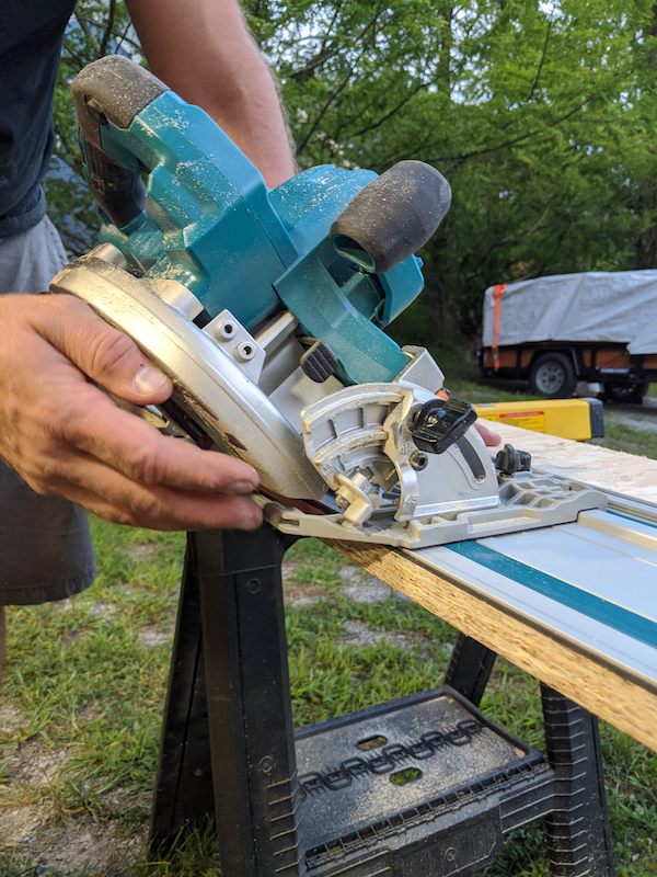 Makita LXT® Lithium‑Ion Brushless 7‑1/4” Circular Saw XSH08 Review - Box Buzz Tool Box Buzz